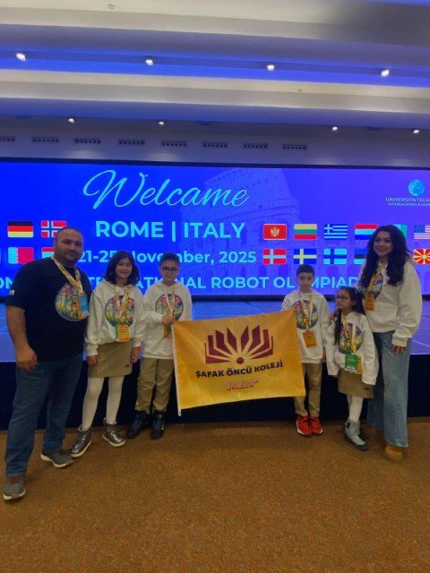 İtalya’nın Roma şehrinde düzenlenen uluslararası Fibonacci Robot Yarışmaları Dünya Şampiyonasında, birinci oldu.