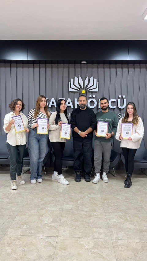 Hakan Yüzgeçle Yaratıcı Drama Eğitimi