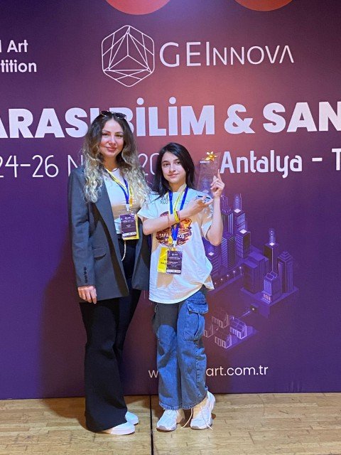 Uluslararası Sanat Festivalinde Bireysel Performans Birinciliği Gururu